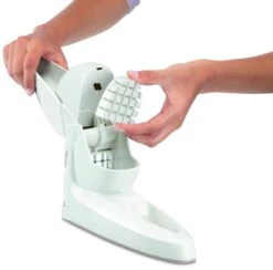 Leifheit Patatsnijder -Leifheit Verkaufsgeschäft 03206 Pommes Frites Schneider Anwendung 002