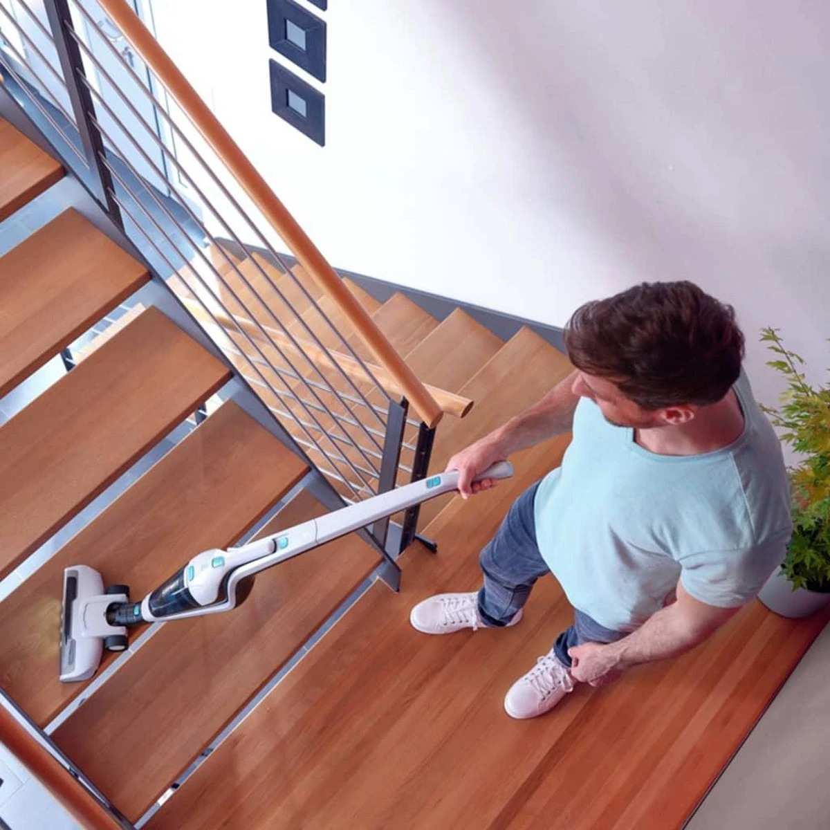 Leifheit Rotaro Powervac 2in1 Steelstofzuiger Met Kruimelzuiger 16V 8 Leifheit Rotaro Powervac 2in1 Steelstofzuiger Met Kruimelzuiger 16V - Afbeelding 6