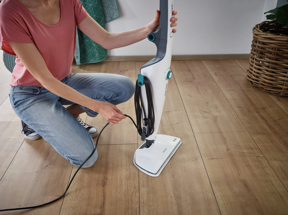 Leifheit CleanTenso Power Stoomreiniger - Wit - Gebruiksduur 50 Min - XXL Watertank 15 Leifheit CleanTenso Power Stoomreiniger - Wit - Gebruiksduur 50 Min - XXL Watertank - Afbeelding 13