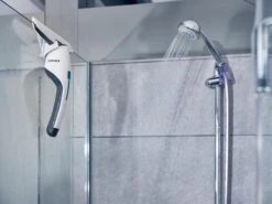 Leifheit Nemo - Set Raamreiniger En Badkamer Ruitenreiniger Met Gratis Wandhouder En Tweede Zuigmond 25 Leifheit Nemo - Set Raamreiniger En Badkamer Ruitenreiniger Met Gratis Wandhouder En Tweede Zuigmond -Leifheit Verkaufsgeschäft 1200x899 108