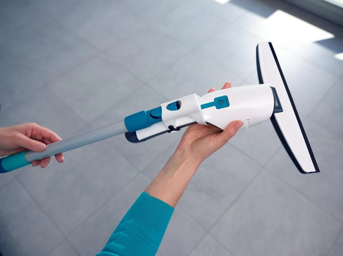 Leifheit Nemo - Set Raamreiniger En Badkamer Ruitenreiniger Met Gratis Wandhouder En Tweede Zuigmond 14 Leifheit Nemo - Set Raamreiniger En Badkamer Ruitenreiniger Met Gratis Wandhouder En Tweede Zuigmond - Afbeelding 12