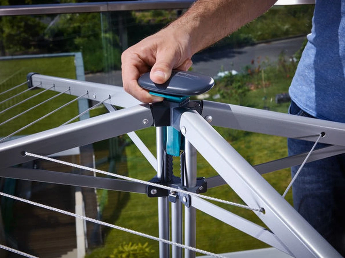 Leifheit Droogmolen Linopop-up - Incl. Beschermhoes - 14 Meter Drooglengte 19 Leifheit Droogmolen Linopop-up - Incl. Beschermhoes - 14 Meter Drooglengte - Afbeelding 17