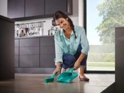 Leifheit Stoffer En Blik Met Opvangbak -Leifheit Verkaufsgeschäft 1200x899 96