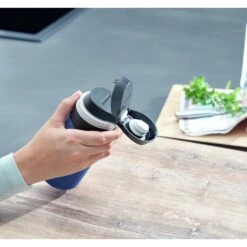 Leifheit 3247 Flip Isoleerbeker 350 Ml Donkerblauw 10 Leifheit 3247 Flip Isoleerbeker 350 Ml Donkerblauw -Leifheit Verkaufsgeschäft 4006501032478 4