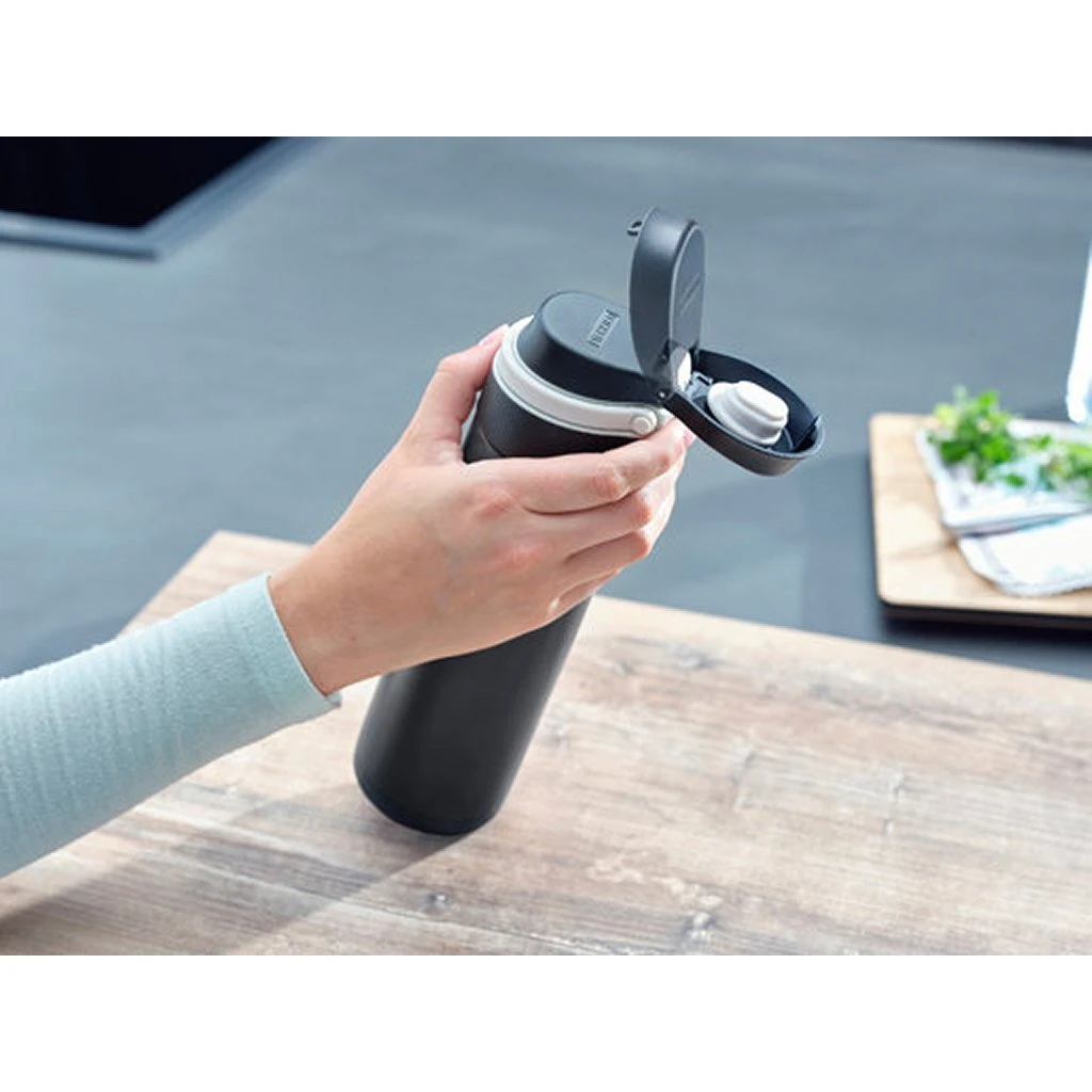Leifheit 3271 Flip Isoleerbeker 600 Ml Zwart 6 Leifheit 3271 Flip Isoleerbeker 600 Ml Zwart - Afbeelding 4