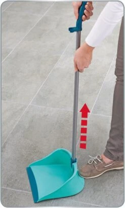 Leifheit Stoffer En Blik Met Lange Steel -Leifheit Verkaufsgeschäft 41404 Kehrset Anwendung 003